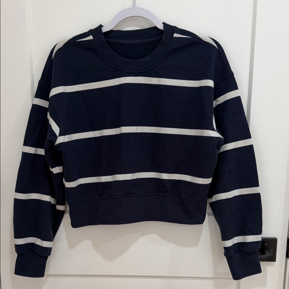 Lululemon Perfectly Oversized Cropped Crew